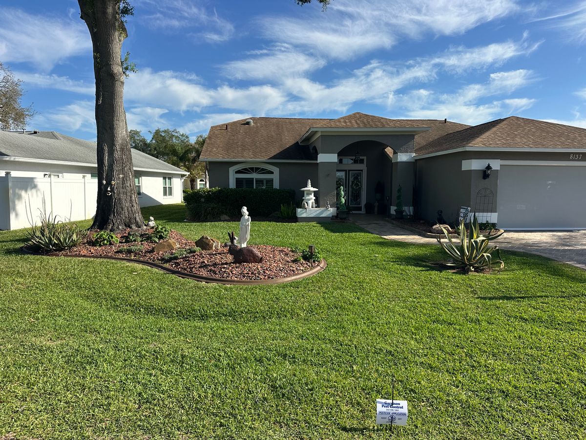 Lawn Spraying for Garrison Pest Control Inc in Hernando County, FL