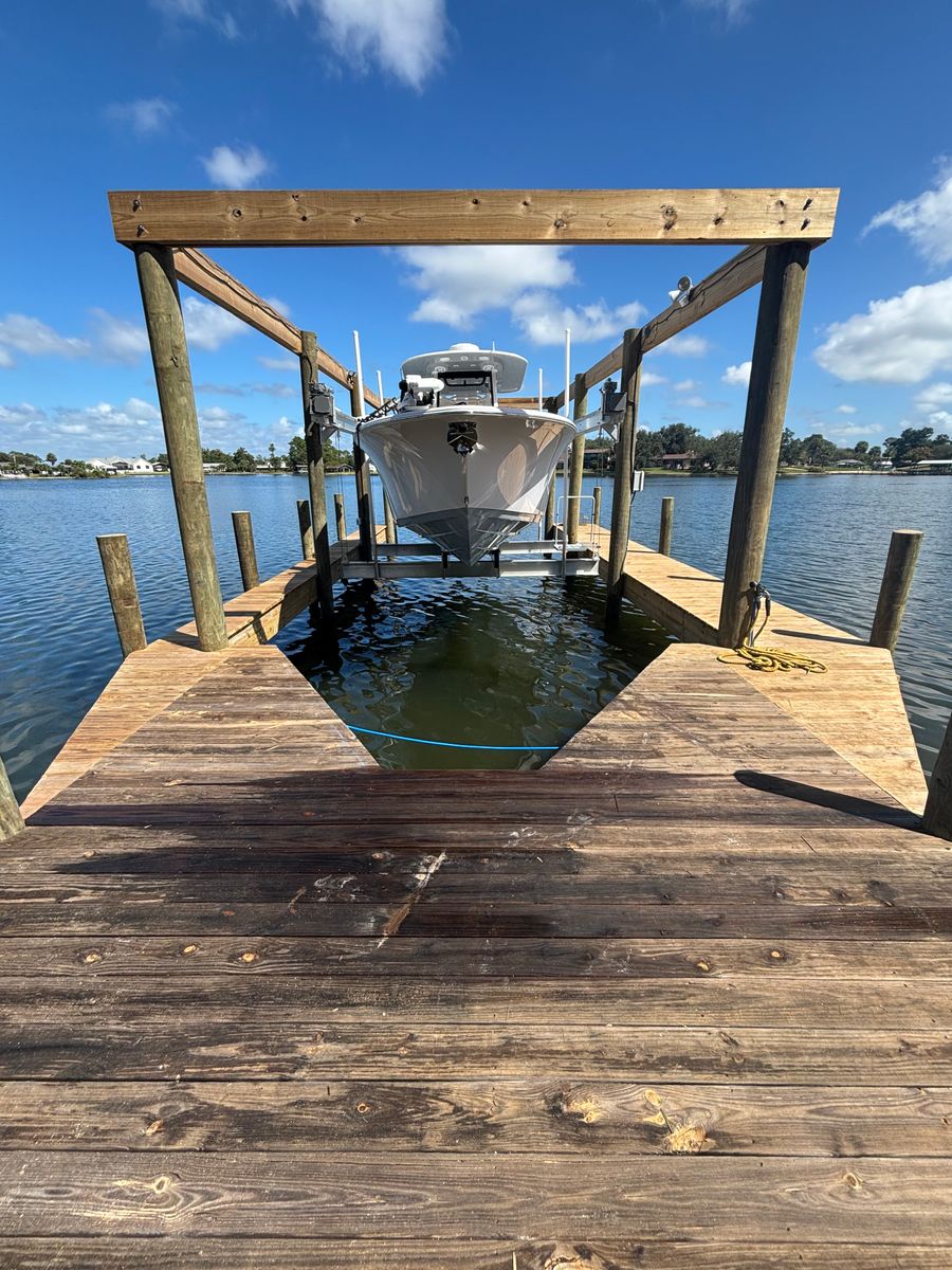 Boat lifts/ Boat house for J&H Land and Marine in Panama City, FL