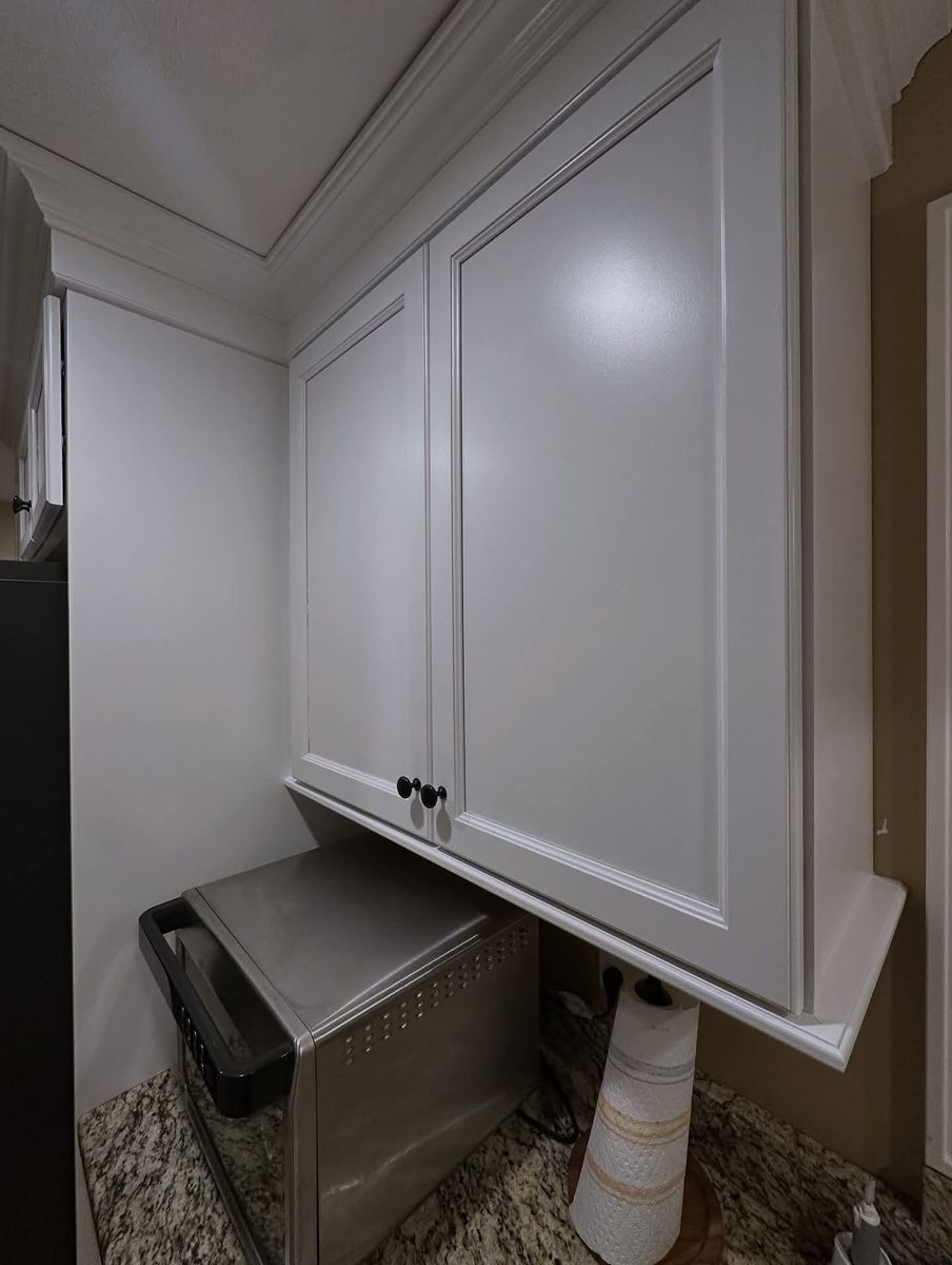 Kitchen and Cabinet Refinishing for Perfect colors painting llc in Mechanicsville, MD