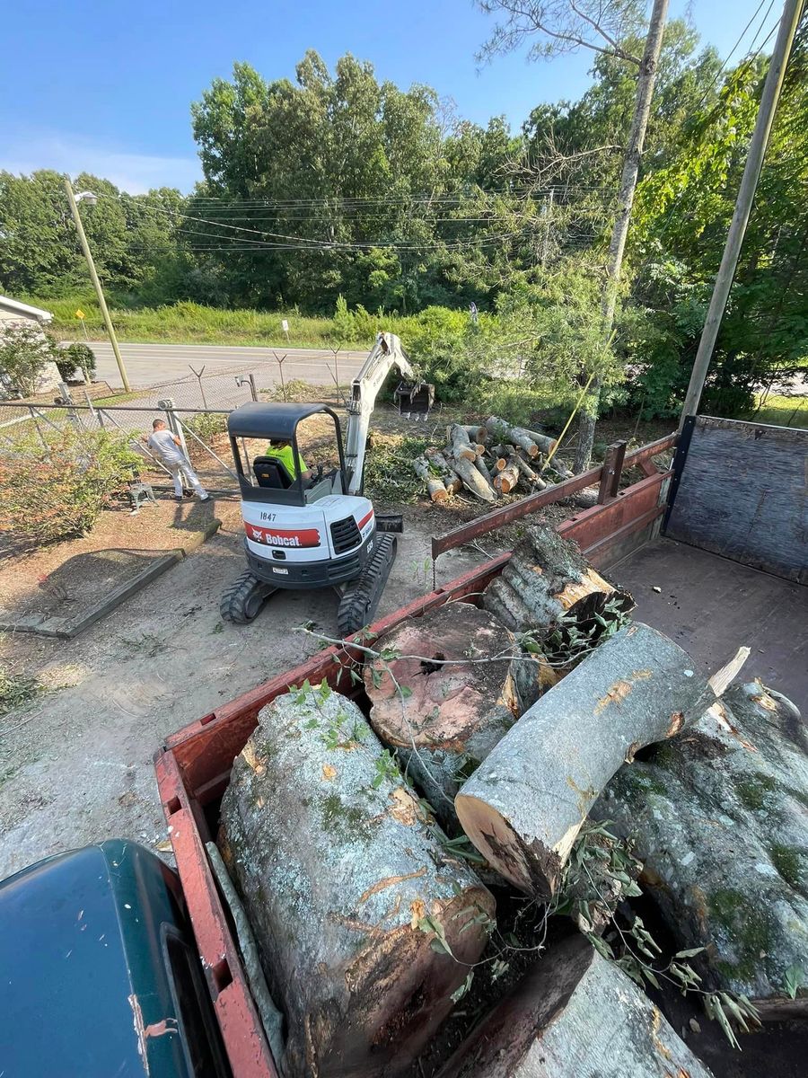 Emergency Services for T&T Lot Works in Kingston Springs, TN