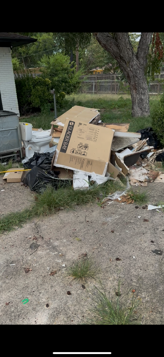 Cleanouts for Crooked I Junk Removal in Irving, TX