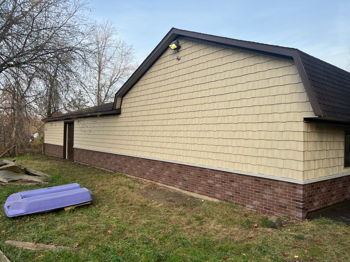 Siding for Big Country Construction LLC in Sterling Heights, Michigan