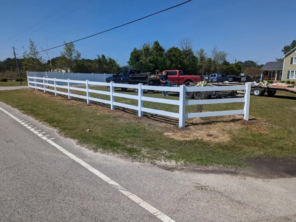 Split Rail for 4 In The Fire Fencing LLC in Darlington, SC