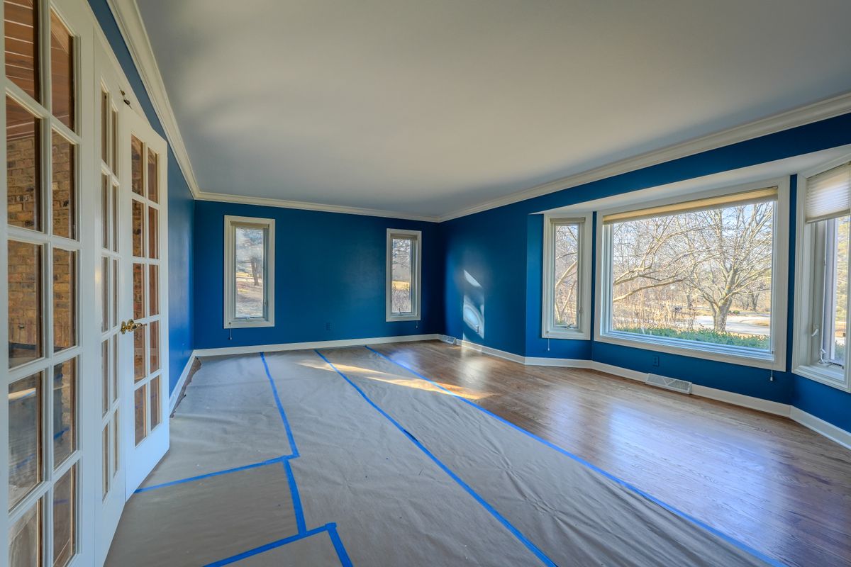 Interior Painting for Straight Edge Painting and Renovations in Milwaukee, WI