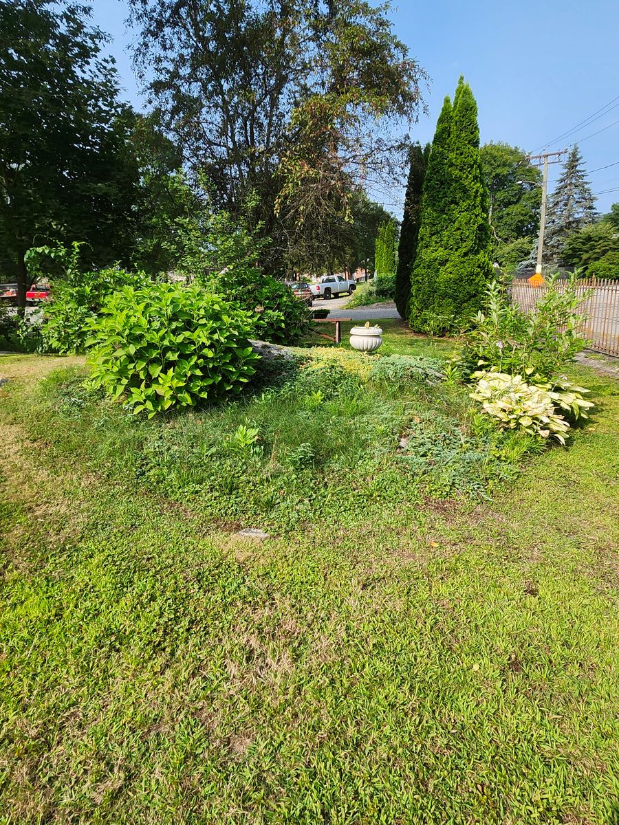 Landscape Installation for Landscape Innovations LLC in Torrington, CT