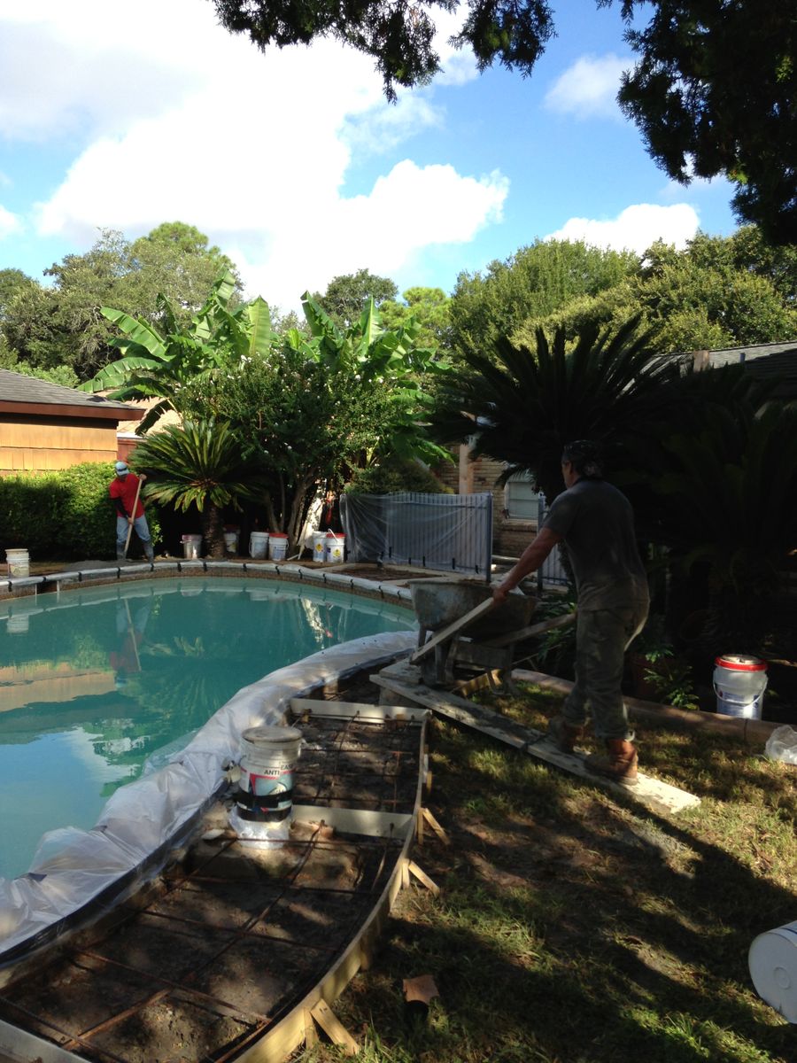 Pool Remodels for Texas Curb N Borders in Houston, TX