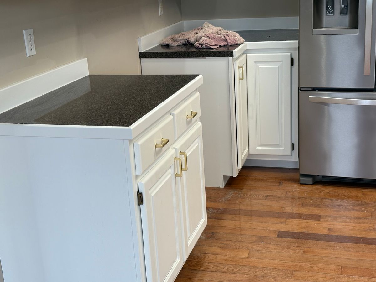 Kitchen and Cabinet Refinishing for NXT Generation Painting in Cookeville, TN