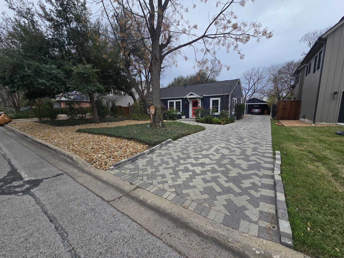 Landscape for Green Pastures Lawn Care in Bastrop, TX