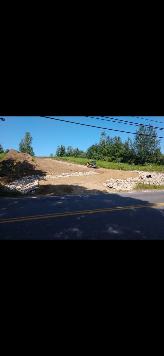 Drainage Work for MJS Excavating in Hardwick, MA