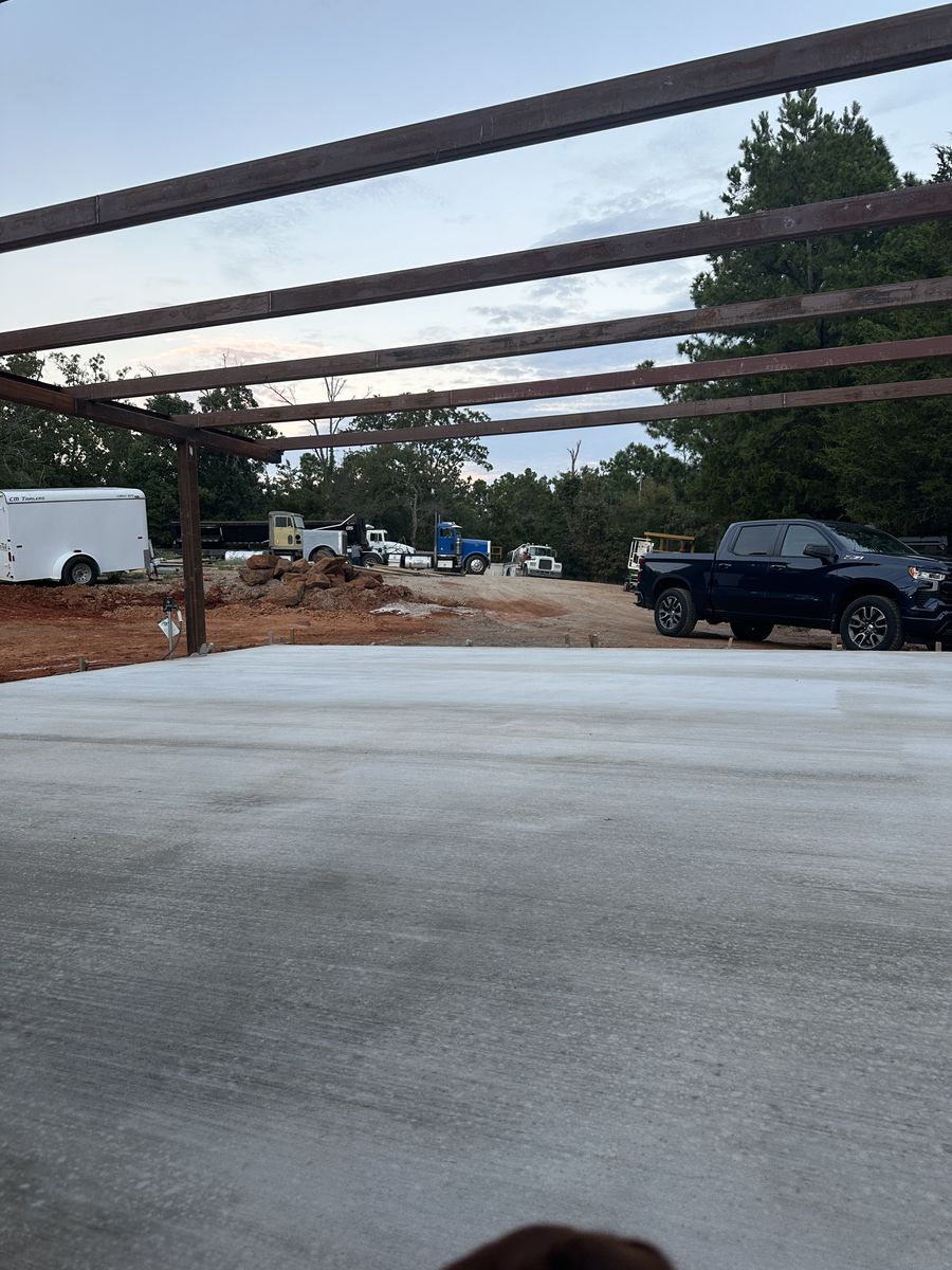 Commercial Excavation for Tyler Sand Gravel And Excavation in Ben Wheeler, TX