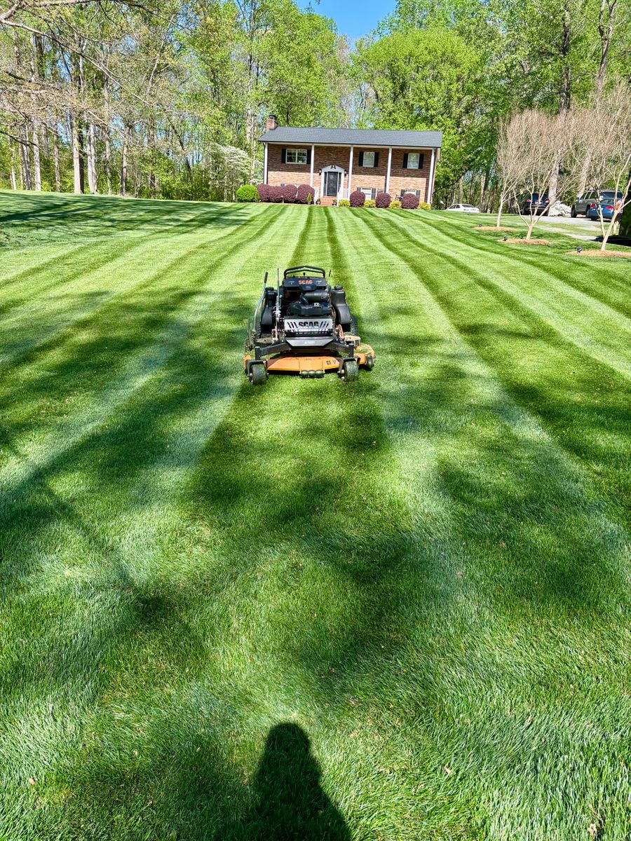 Residential Full Service Maintenance for Malboeuf Landscaping, Inc in Kernersville, NC