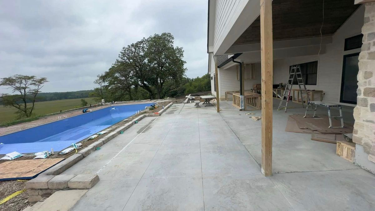Patio Design & Installation for New Age Concrete in Perry, IA