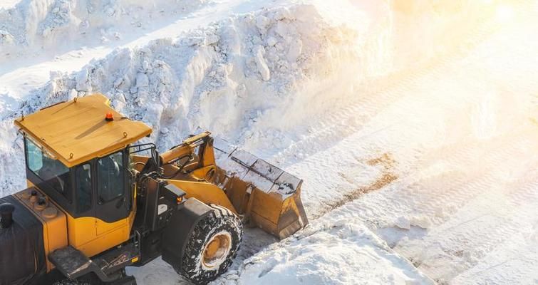 Snow Removal for Greenscape Lawns in Montague, MI