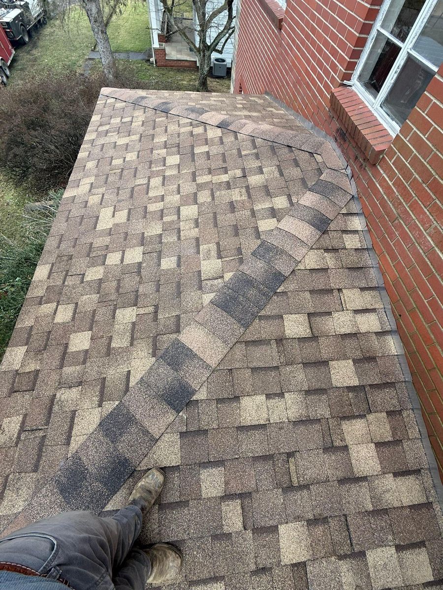 Roofing Replacement for Top Hand Roofing and Gutter in Pomeroy, OH