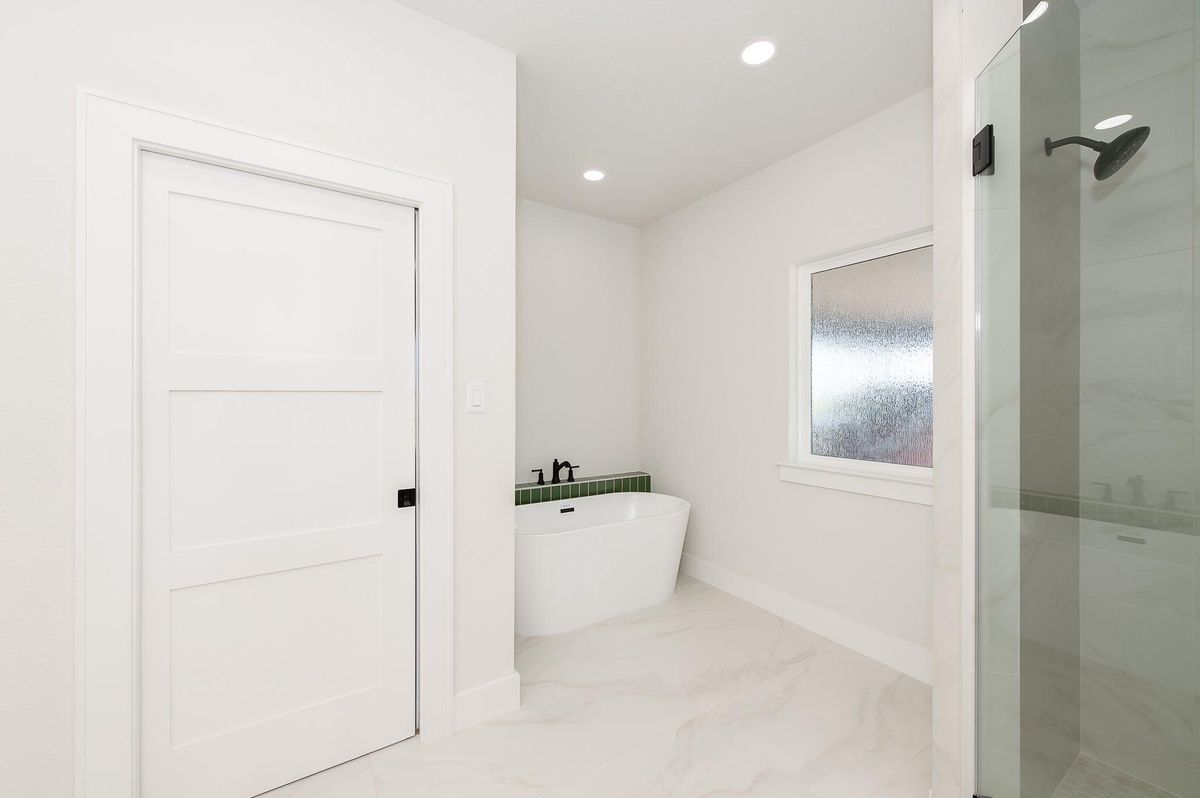 Bathroom Renovation for CWC Custom Homes & Barndominiums in Snook, TX