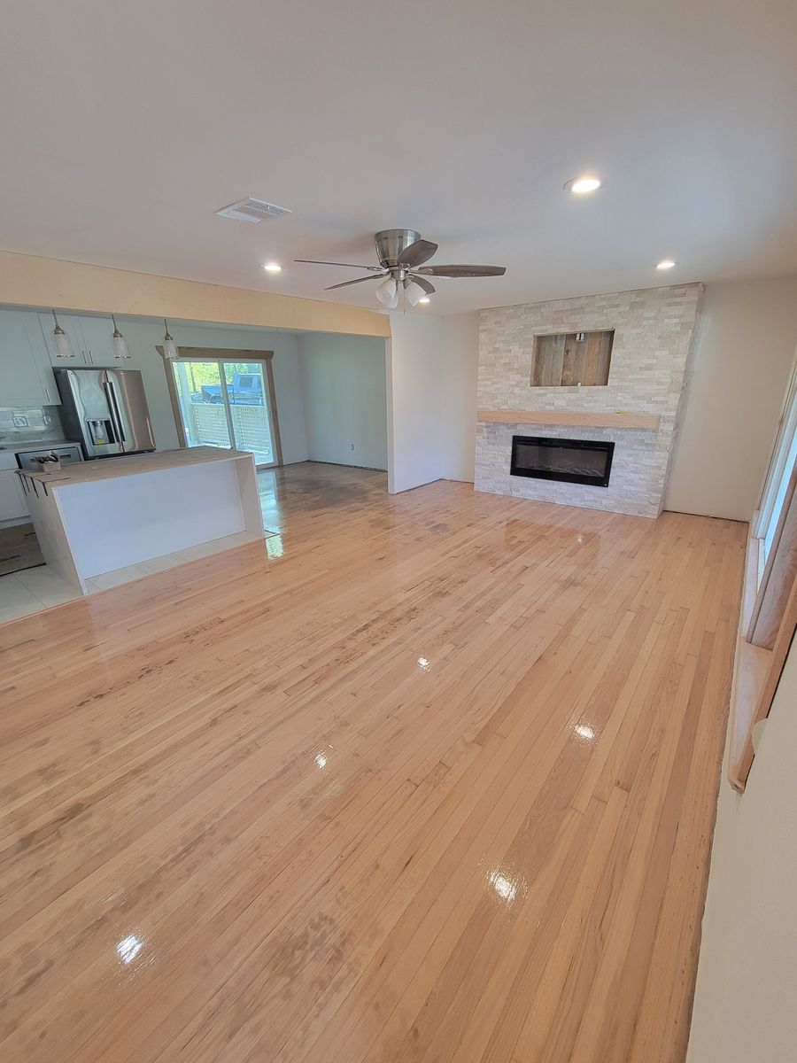 Floor Installation for Doctor Wood Floors LLC in Dallas, TX