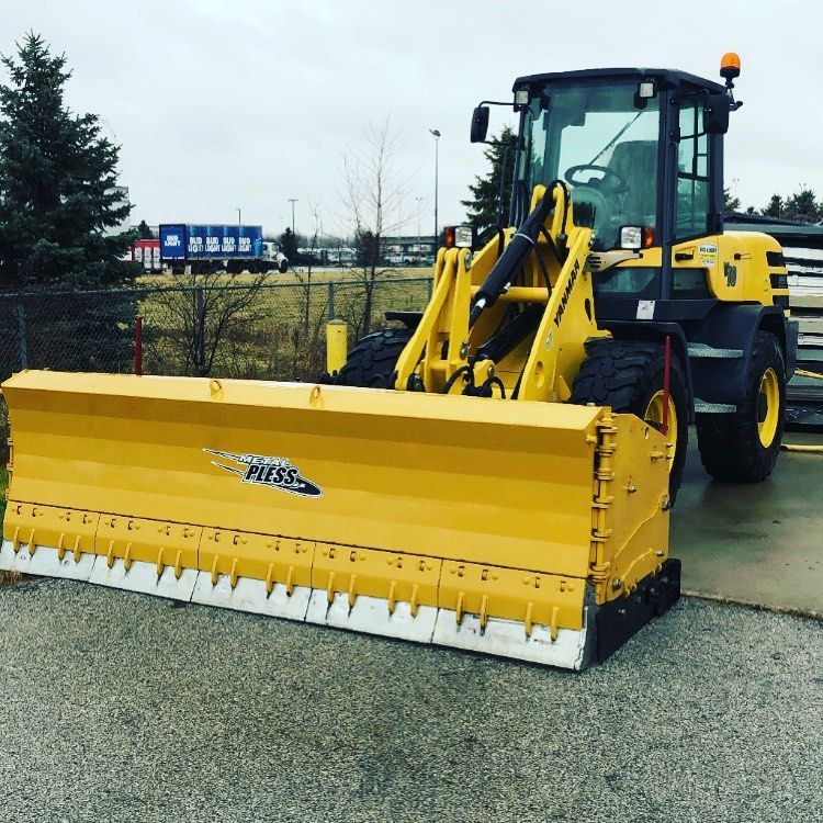 Snow Removal for Curb Impressions in Toledo,  OH