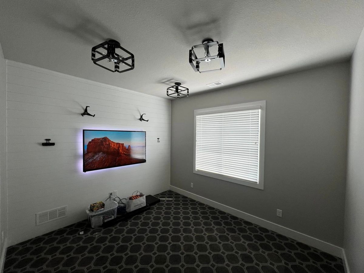 Interior Painting for Franks Painting LLC in Kansas City, KS