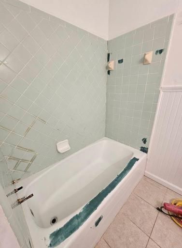 Tub Reglazing for Tub Life Resurfacing in Adairsville, GA