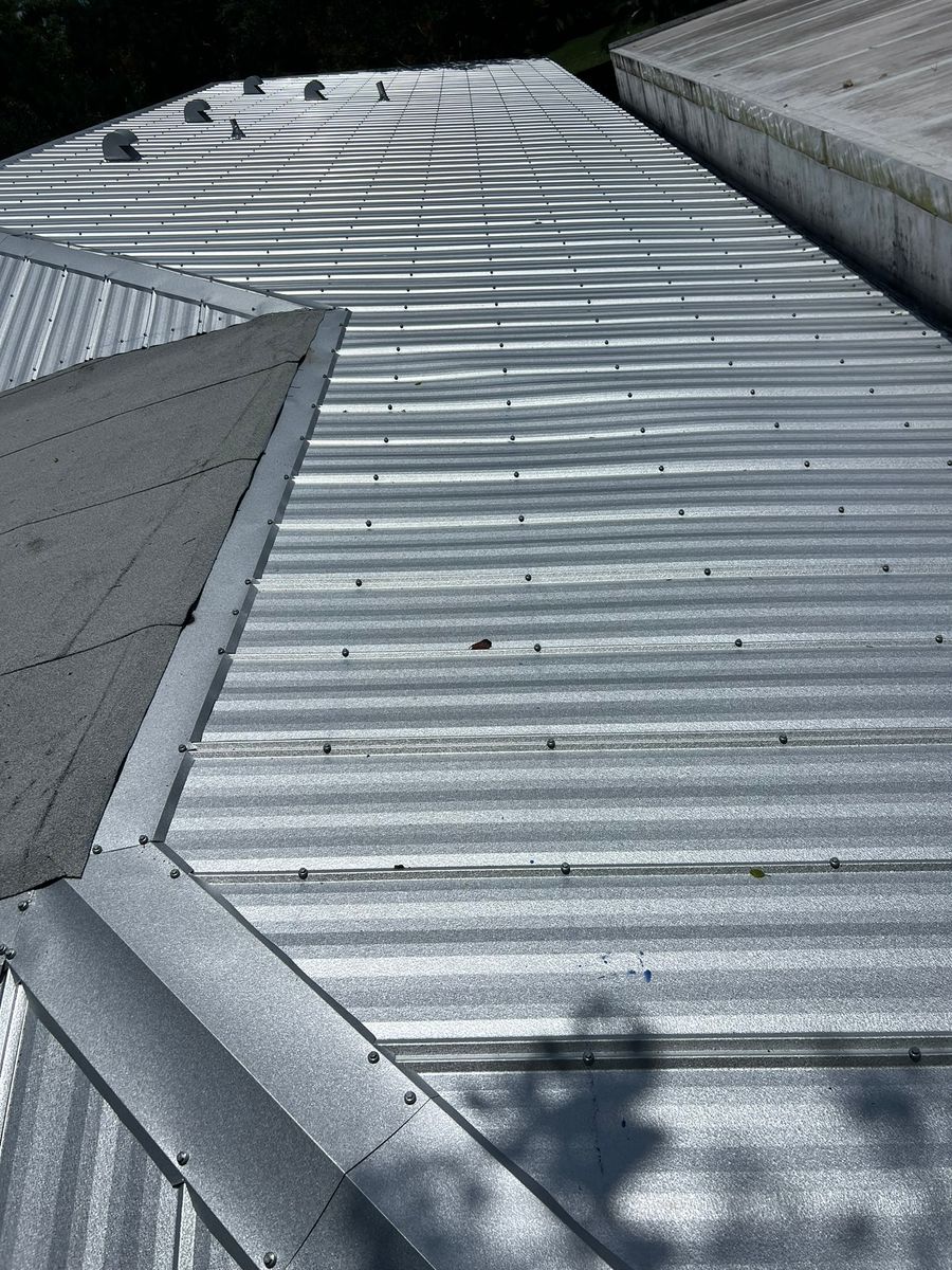 Roof Replacement for Ridgecap Roofing in Port St. Lucie, FL