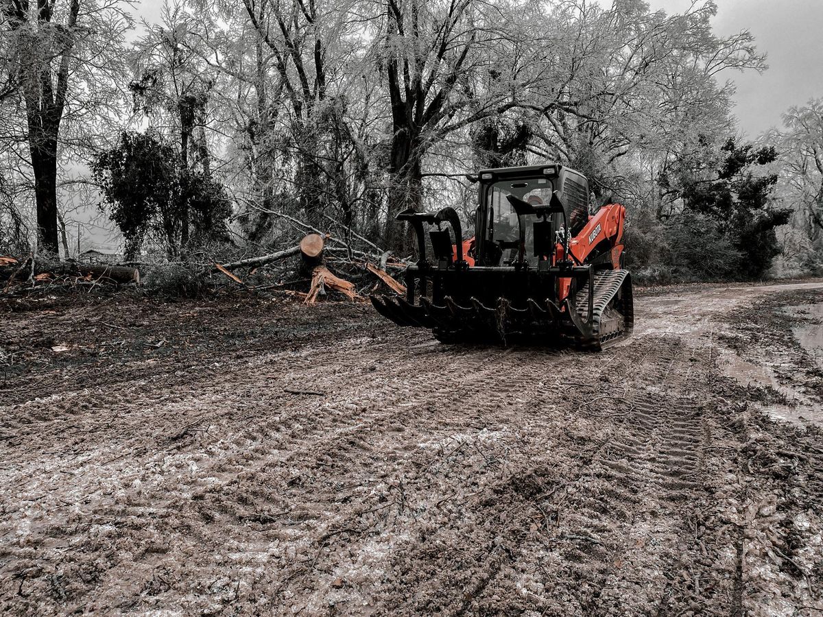 Skid Steer-Excavator-Dozer Services for Lambert Equipment Services in Hessmer, LA