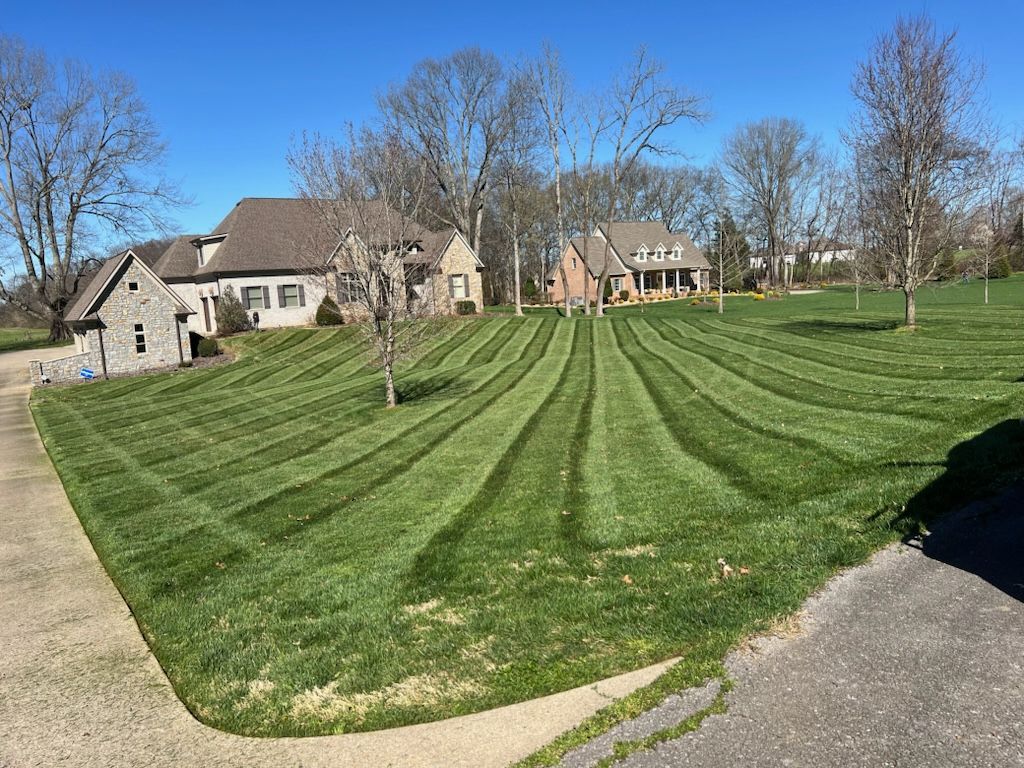 Mowing for Adams Lawn Service & Landscaping, Inc. in Shelbyville, TN