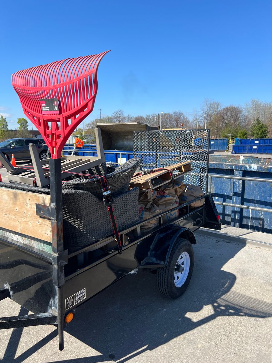 Junk Removal for CMN Exterior Maintenance in Hamilton, ON