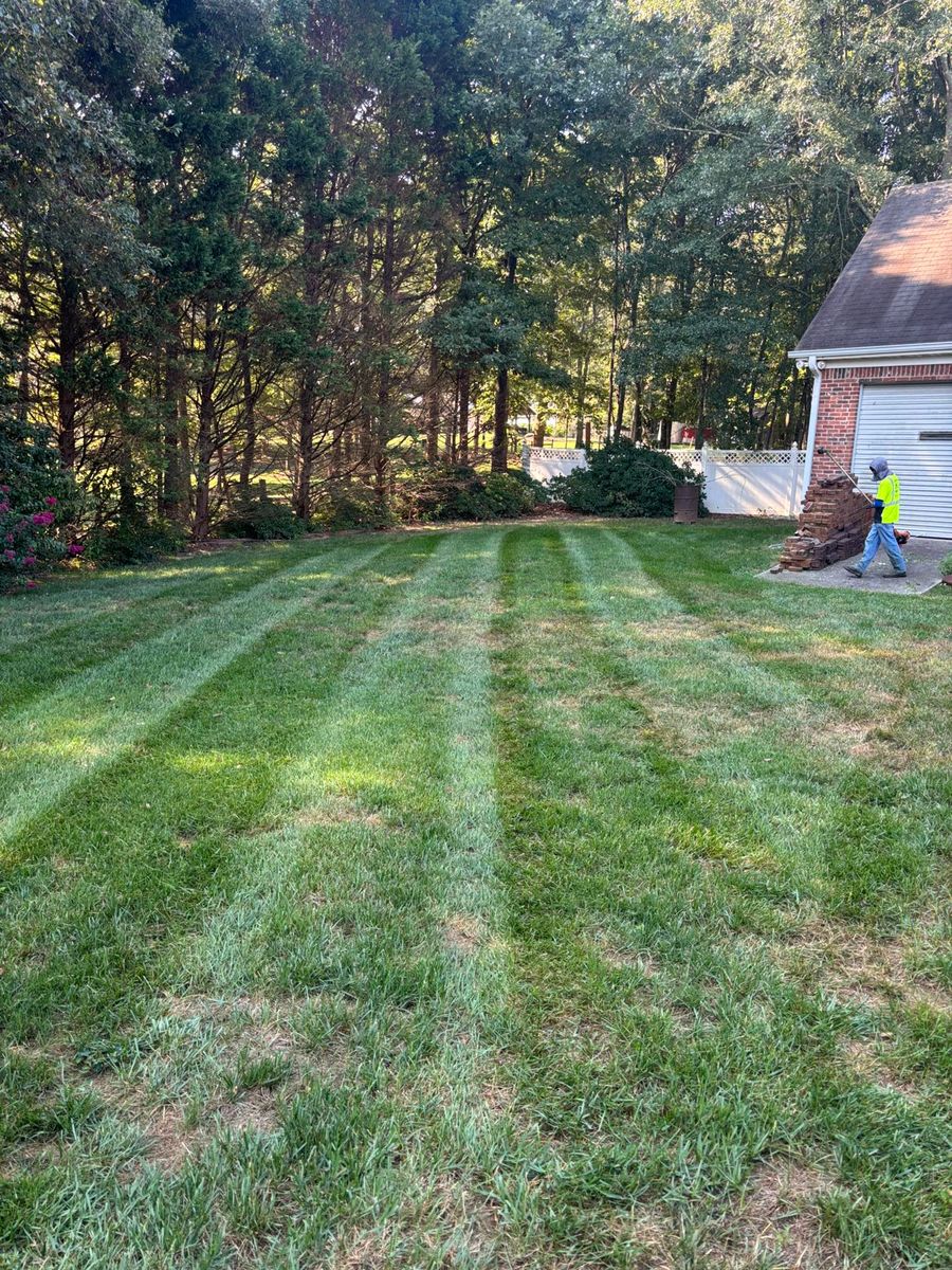 Mowing for Eady’s Lawn Care in Winder, GA