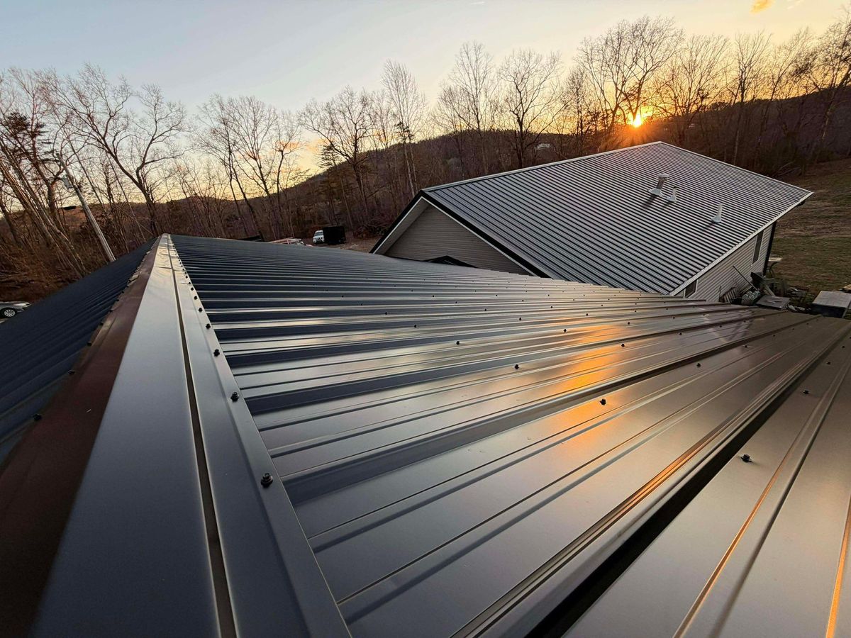 Shingle Roofing systems for KY Gutter Pro & Specialty Roofing Systems in Monticello, KY