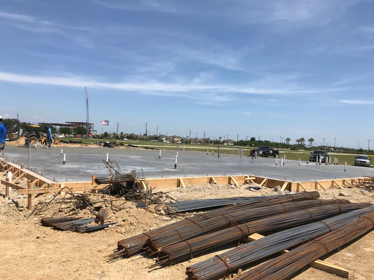 Mont Belvieu Concrete Contractors for Texas Bay Concrete in Houston, TX