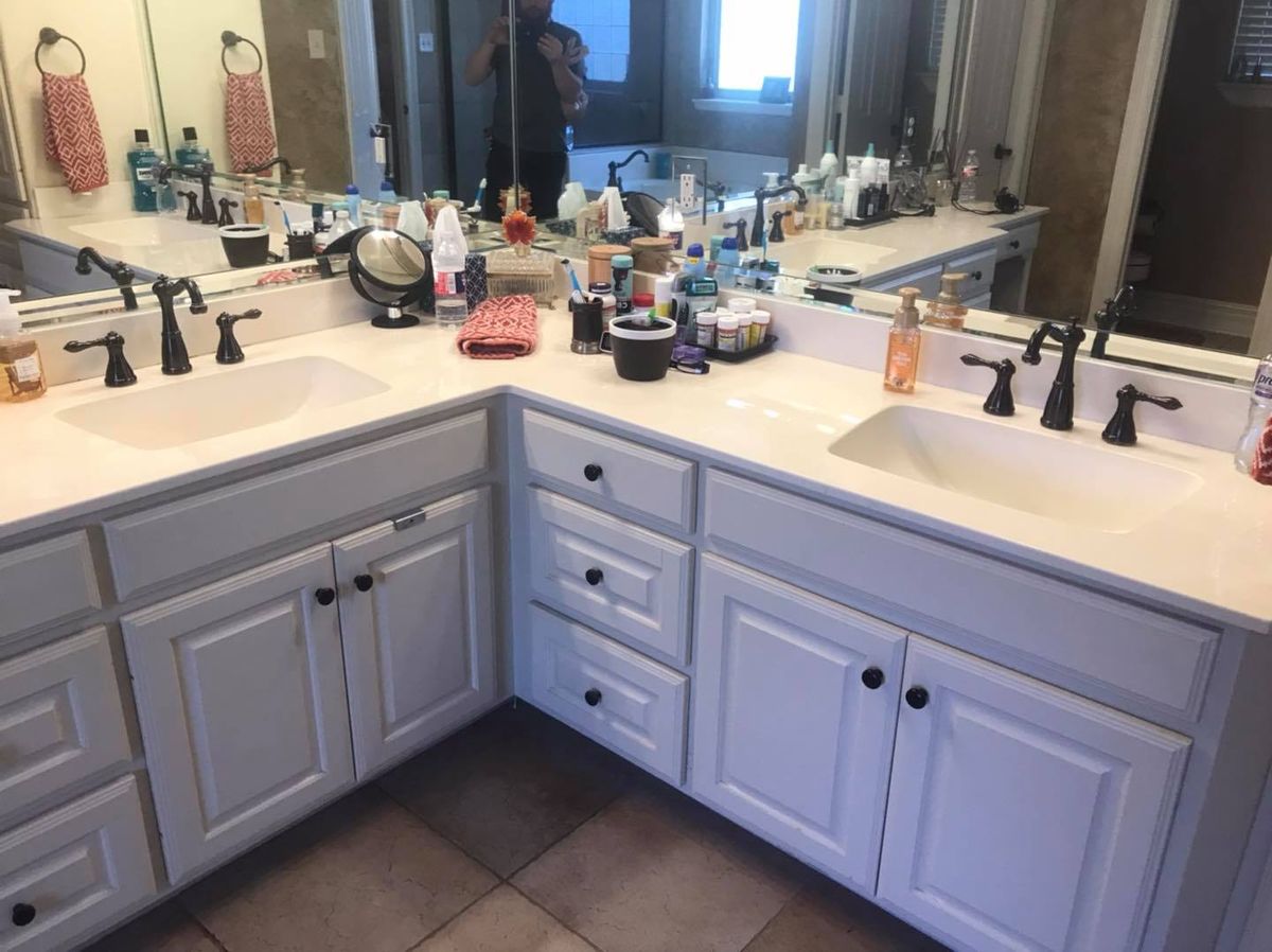 Bathroom Remodels for Hammer 2 Nails Remodeling in Lindale, TX 