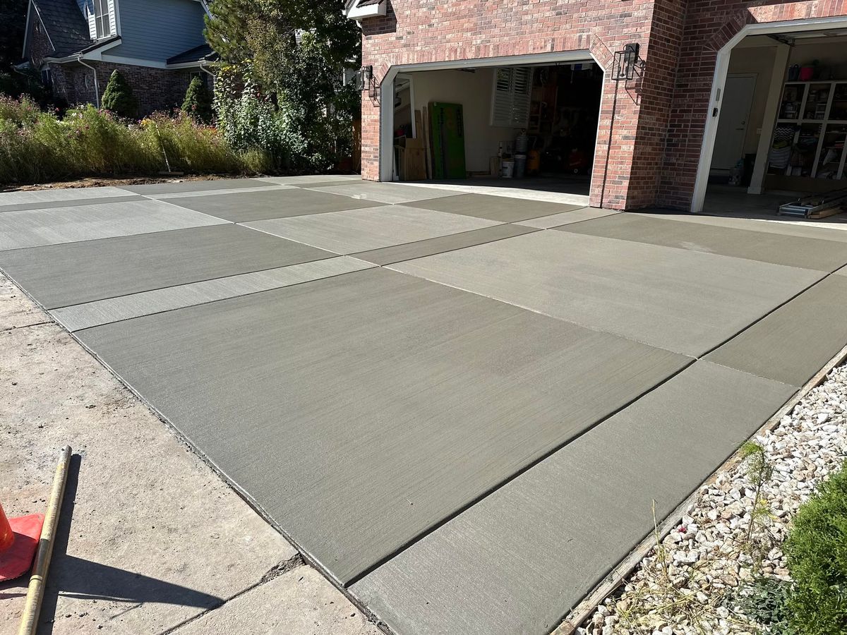 Driveway Construction for P.R Divine Concrete in Denver, CO