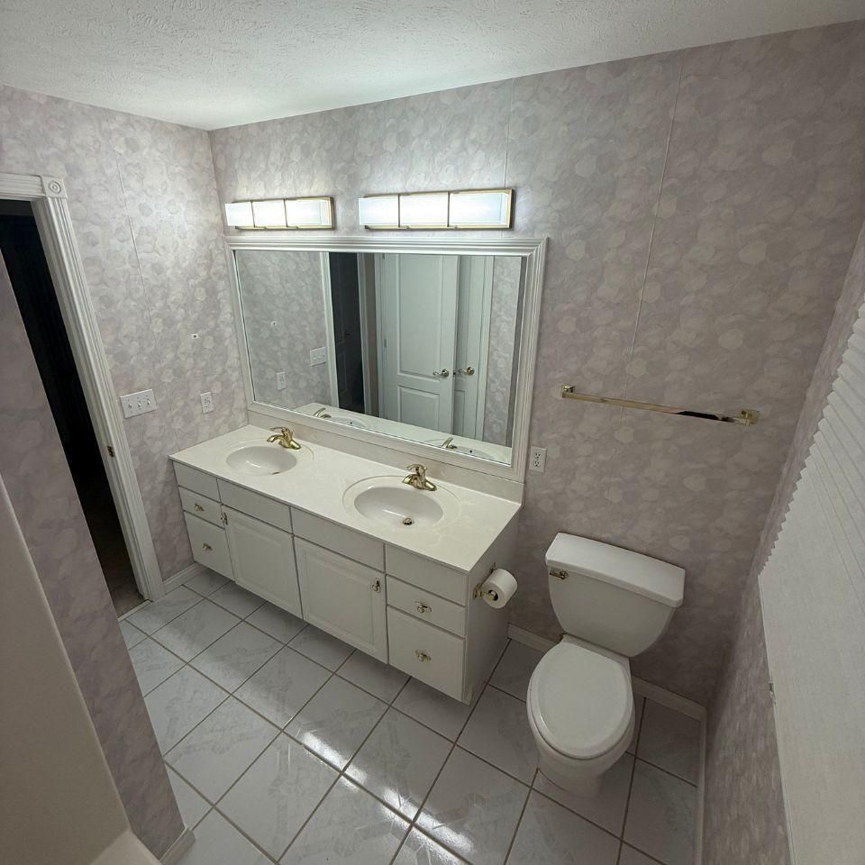 Kitchen and Cabinet Refinishing for Conley Brothers Painting in Mishawaka, IN