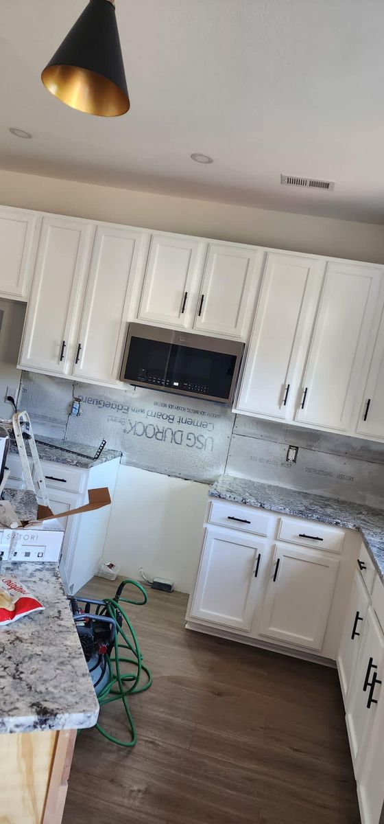 Kitchen and Cabinet Refinishing for Fernandez Painting & Remodeling in Pigeon Forge, TN