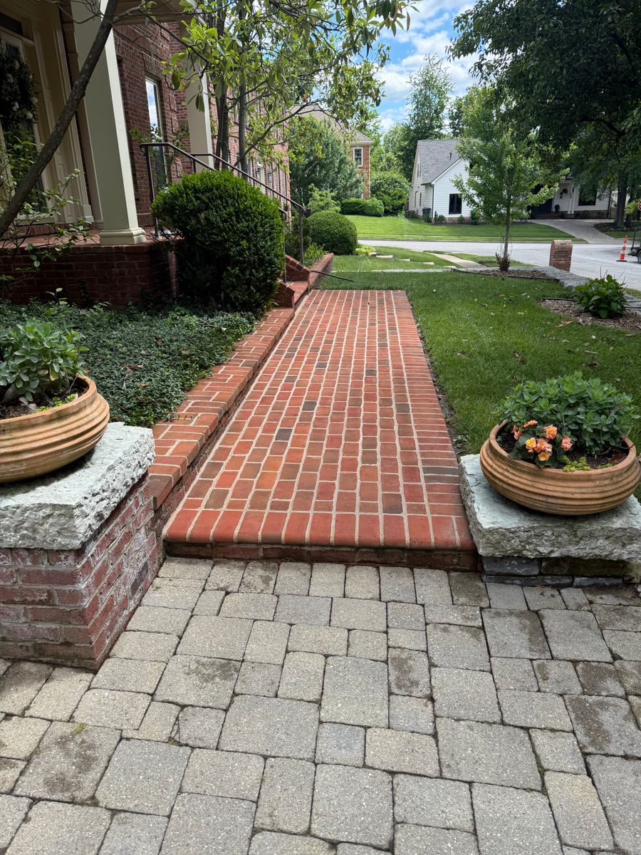Driveway & Sidewalk Cleaning for Central KY Pressure Washing in Winchester, KY