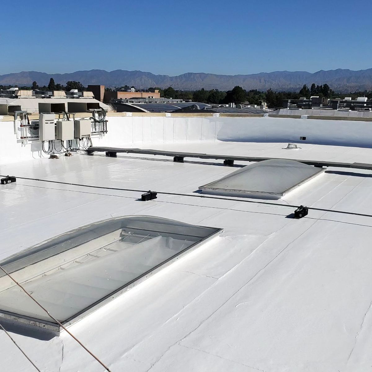 Commercial Roofing for R&R Pro Roofing, Inc. in Los Angeles County, CA