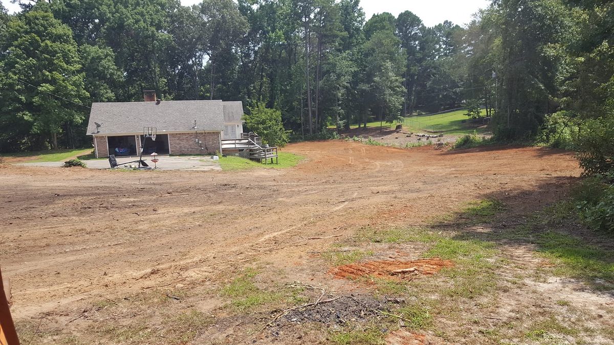 House Pads for H&H Dirt Work in Corinth, MS