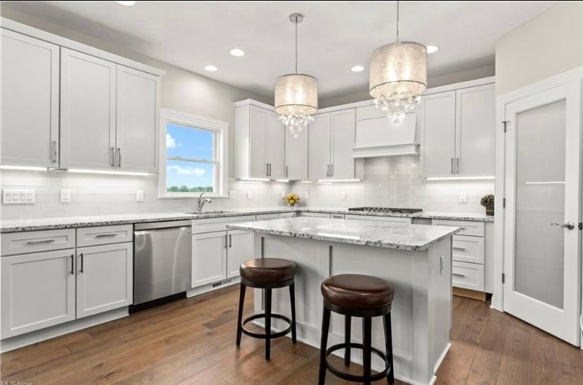 Cabinet Refinishing for Premium Finish LLC in Medina, OH