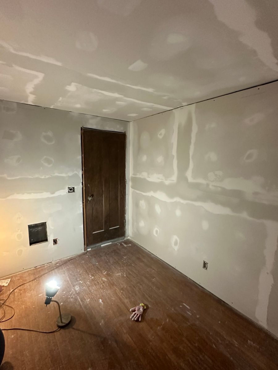 Painting & Drywall for Nate’s Handyman Services in Rochester, NY