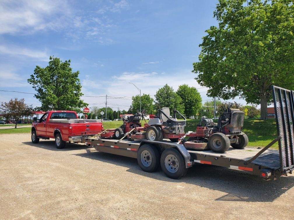 Hauling and Trailer Services for Moyer Mowing & Trucking in Clarksville,, IA