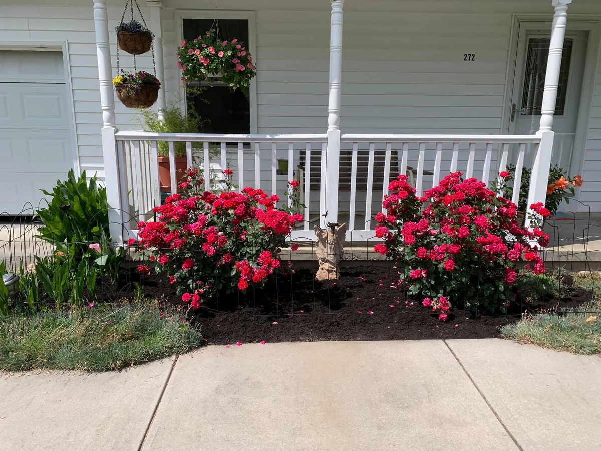 Flower Bed Installation for Fenix Lawn Care in Cookeville, TN