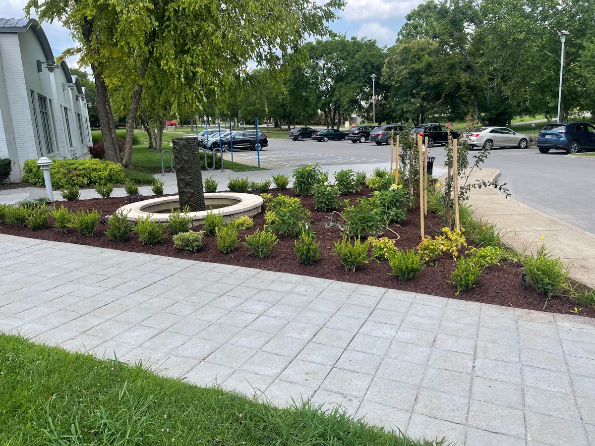 Mulch Installation for Russell's Lawn Care Plus in Nashville, TN