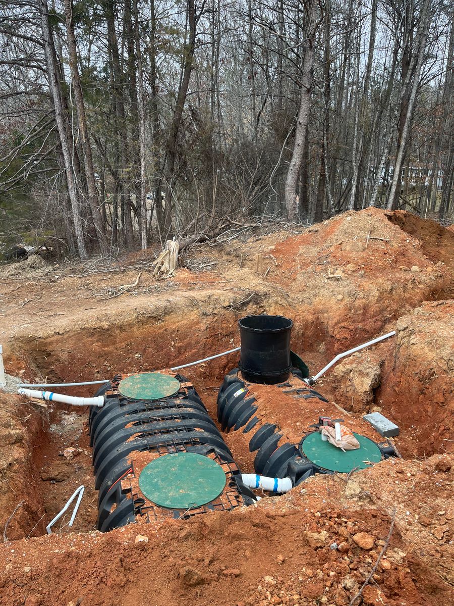 Septic Services for Strange Excavating & Utilities in Lenoir City, TN