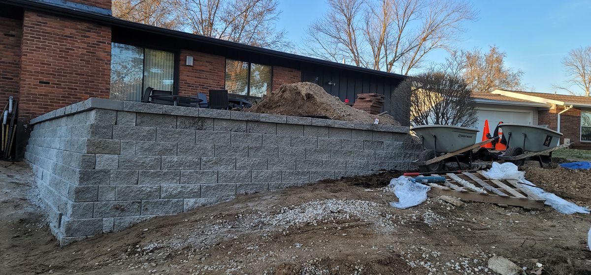 Retaining Wall Construction for VQ Land & Stone in St. Louis, MO