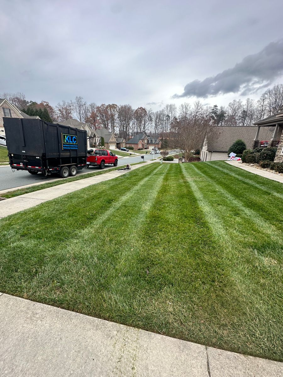 Curbside Leaf Collection and Fall Clean Ups for Kyle's Lawn Care in Kernersville, NC