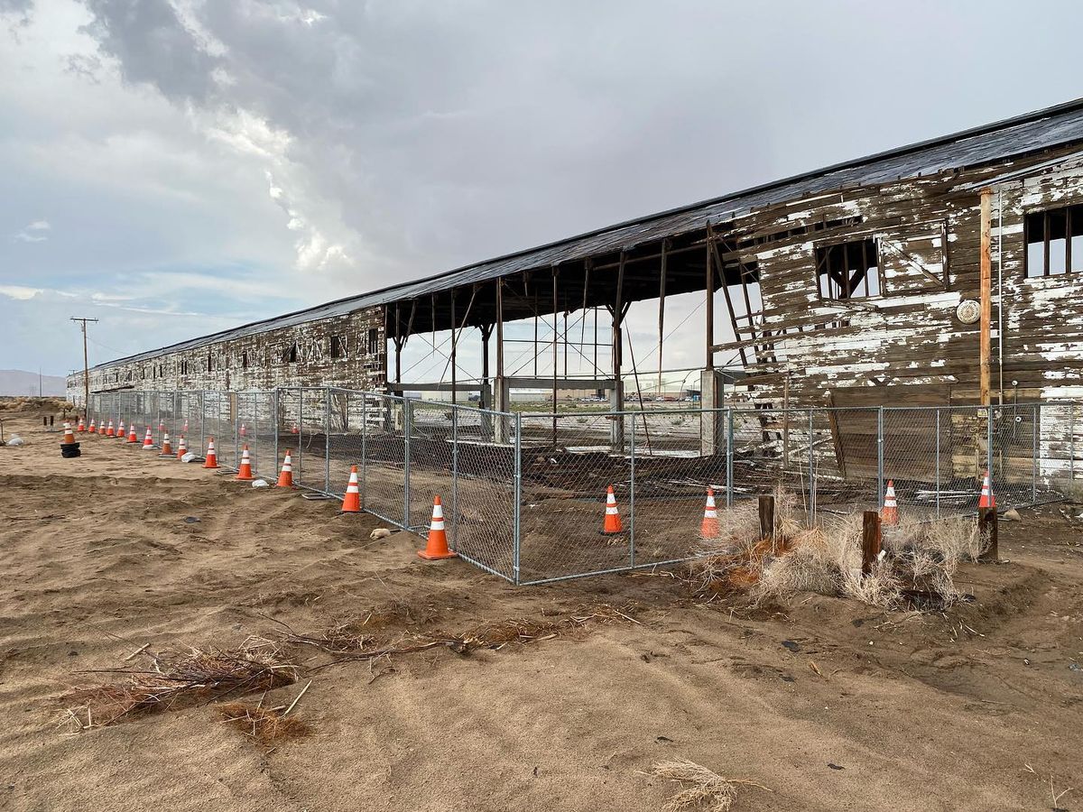 Commercial Fence for Ellis Fence CO in Barstow, CA