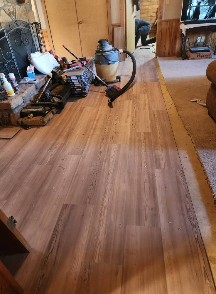 Flooring for S.W. Construction in Center, TX