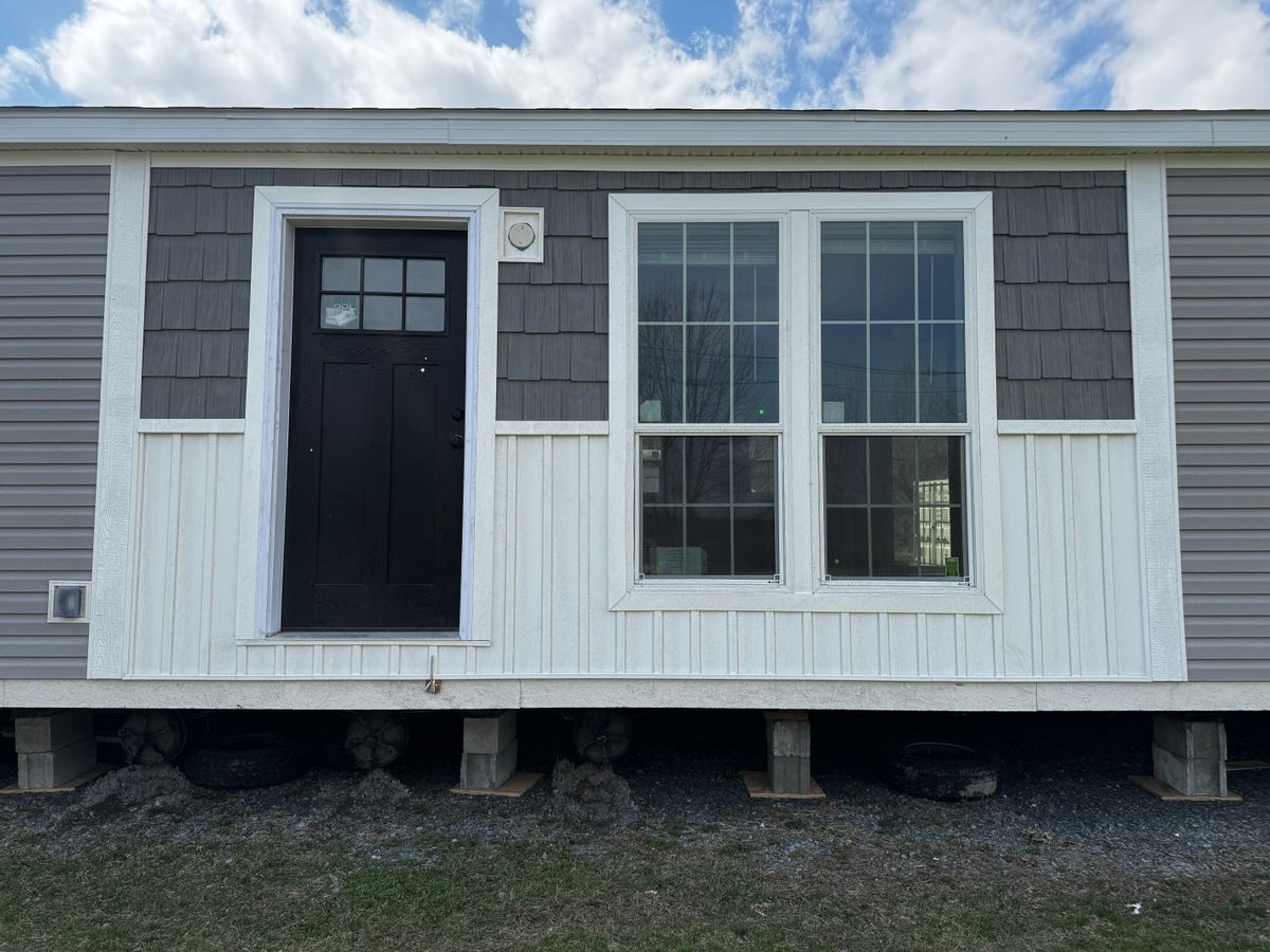 Single-Wide Home Manufacturing for Windy Hollow Homes in Granville, NY