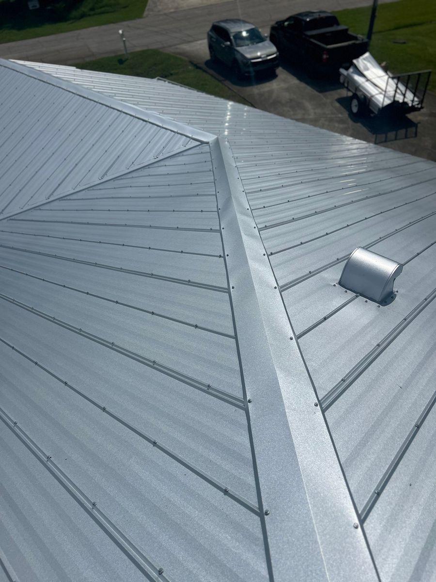 Metal Roof for Ridgecap Roofing in Port St. Lucie, FL