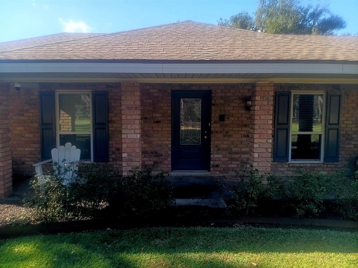 Pressure Washing for Hollier's Painting in Lafayette, LA